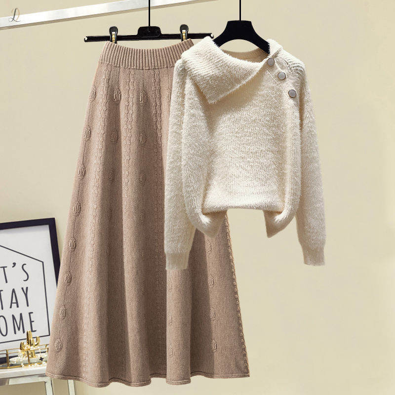 ホワイト/セーター+カーキ/スカート