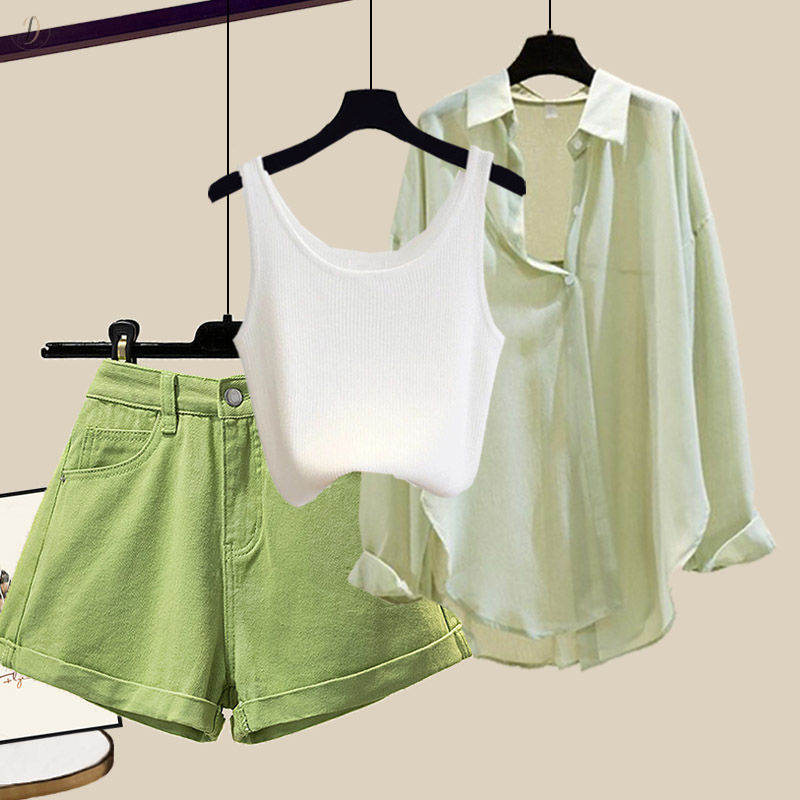 グリーン/シャツ+ホワイト/タンクトップ+グリーン/ショートパンツ
