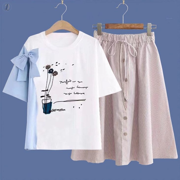 ホワイト02/Tシャツ+ピンク/スカート