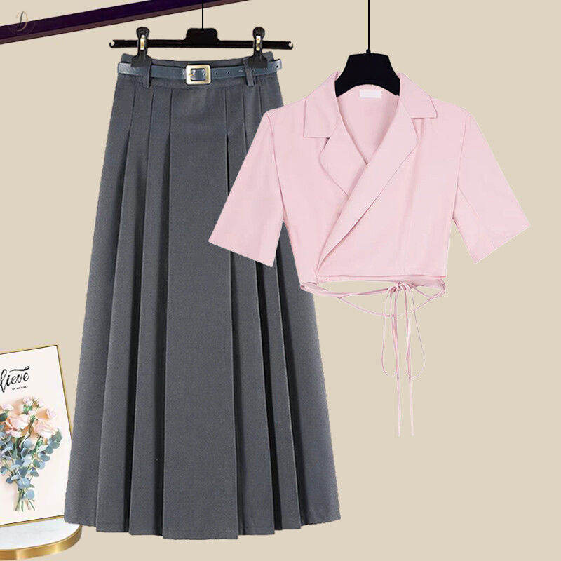 ピンク/トップス+グレー/スカート