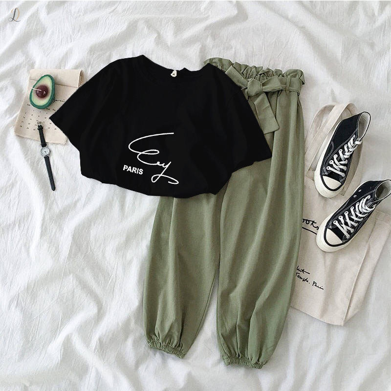 グリーン/パンツ+ブラック/Tシャツ