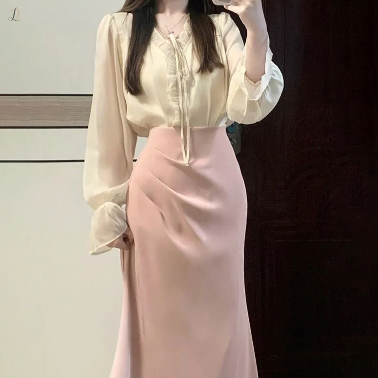 ベージュ/シャツ+ピンク/スカート