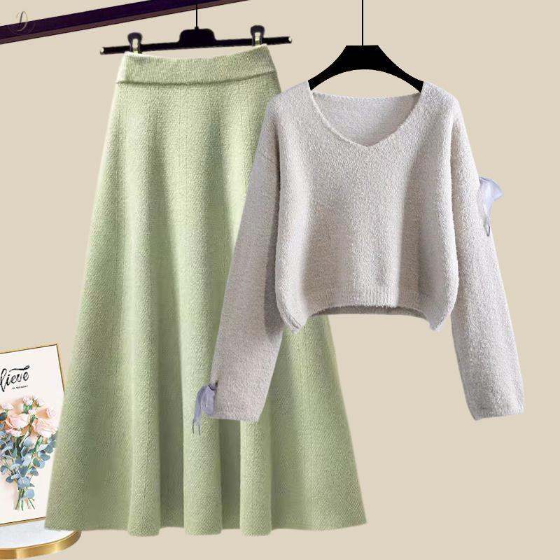 グレー/セーター+グリーン/スカート